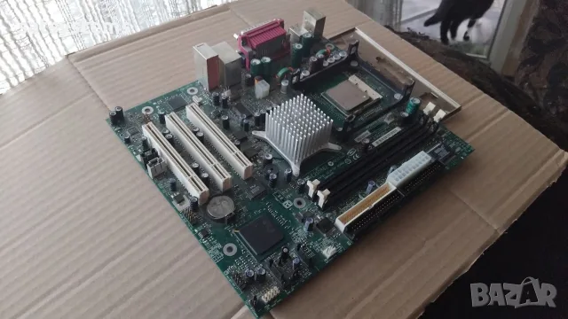 Дънна платка Intel Desktop Board D865GVHZ (Hazelton) Socket 478 CPU+FAN+RAM, снимка 3 - Дънни платки - 55925596