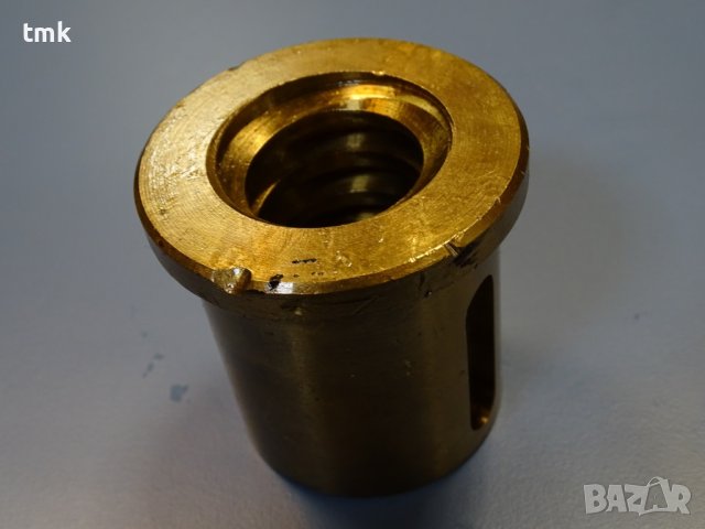 Бронзова гайка за винт ф34/ф85/ф60 mm, снимка 4 - Резервни части за машини - 42888713