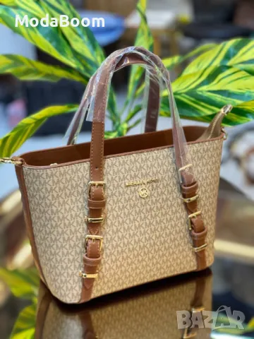 Michael Kors дамски чанти Различни цветове , снимка 9 - Чанти - 48854074