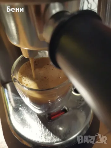 Продавам еспресо кафемашина Delonghi dedica , снимка 3 - Кафемашини - 55966172