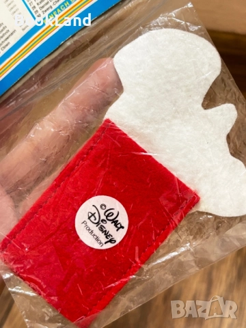 Винтидж стикери на Мики Маус и Куклен театър за пръсти 1 брой , снимка 5 - Колекции - 52341919