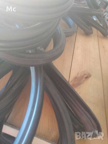 Уплътнения за врати и багажник Лада и Нива, снимка 2 - Части - 30527854