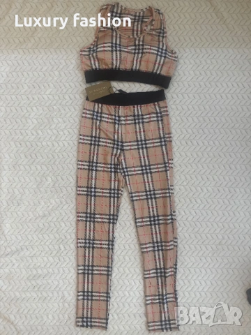 Дамски сет Burberry , снимка 8 - Комплекти - 54254839