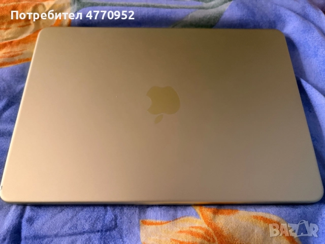 MacBook Neo 256