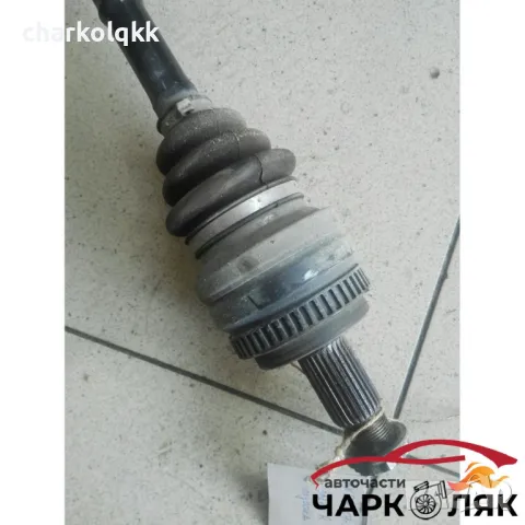 Полуоска задна дясна Бмв Е90 320Д автомат, снимка 2 - Части - 48627927