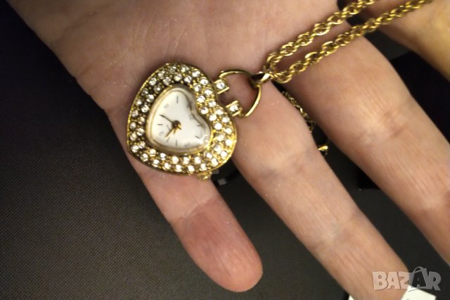 Нов позлатен дамски часовник със сваровски НАМАЛЕН, снимка 4 - Дамски - 31521383