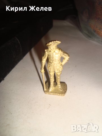 МУСКЕТАР СТАРО БРОНЗОВО ВОЙНИЧЕ КИНДЕР РЯДКО 19218, снимка 6 - Колекции - 31358824