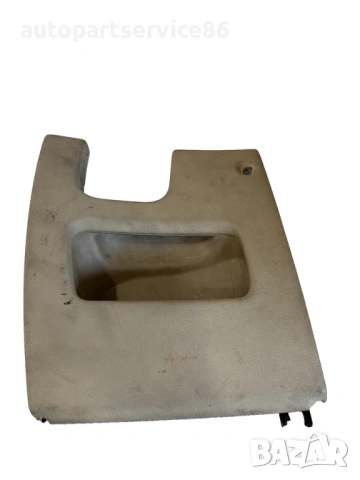 Преден контейнер за съхранение за Alfa Romeo 159 Sportwagon 2.0 M-Jet (2009)