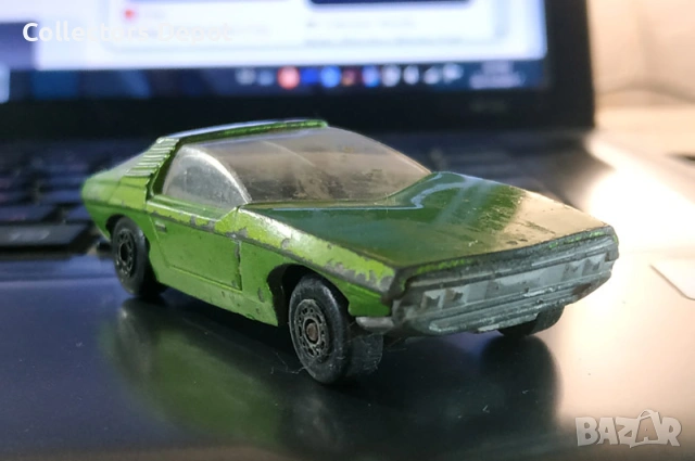 Matchbox No.40 Vauxhall Guildsman (1971) – Made in Bulgaria