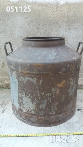 масивен метален гюм за мляко и буркани 50 литра 