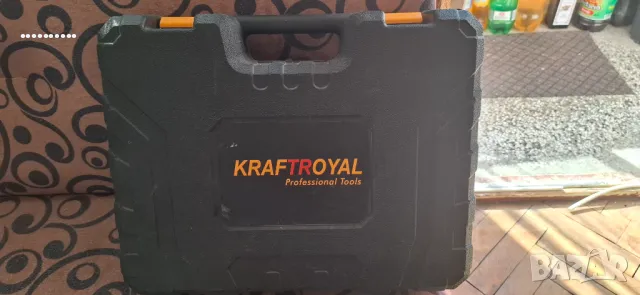 Ъглошлайф 36V 8ah, снимка 2 - Куфари с инструменти - 50149316