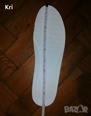 Дамски маратонки adidas, бяло и черно , снимка 3 - Маратонки - 56537977