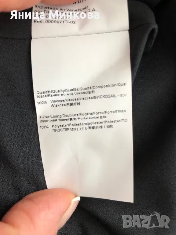 Дамска рокля Hugo Boss, снимка 14 - Рокли - 47714912