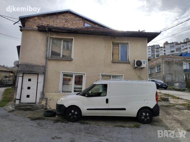 Стара къща във Велико Търново кв.Света гора , снимка 5 - Къщи - 53159219