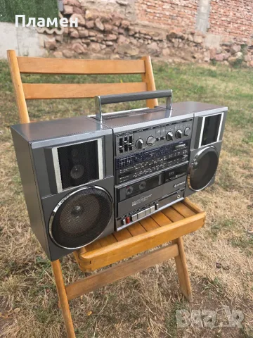 Продавам Hitachi trk-9100e., снимка 3 - Радиокасетофони, транзистори - 56202088