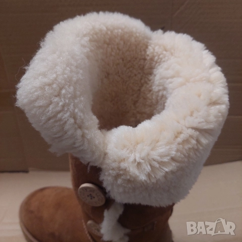 Класически високи ботуши UGG с 3 копчета, номер 40 , снимка 6 - Дамски ботуши - 52147467