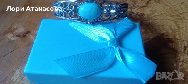 Елегантна твърда дамска сребърна гривна с елипсовидна форма. Сребърната гривна е със закопчалка, снимка 4 - Гривни - 54003170