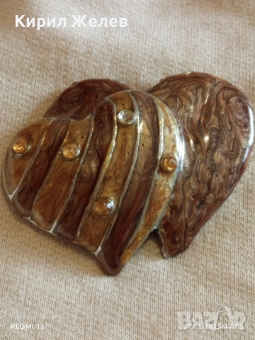 ВИСУЛКА във ФОРМАТА на ДВЕ СЪРЦА с КАФЯВ и ЗЛАТИСТ ЕМАЙЛ и КРИСТАЛИ 39853