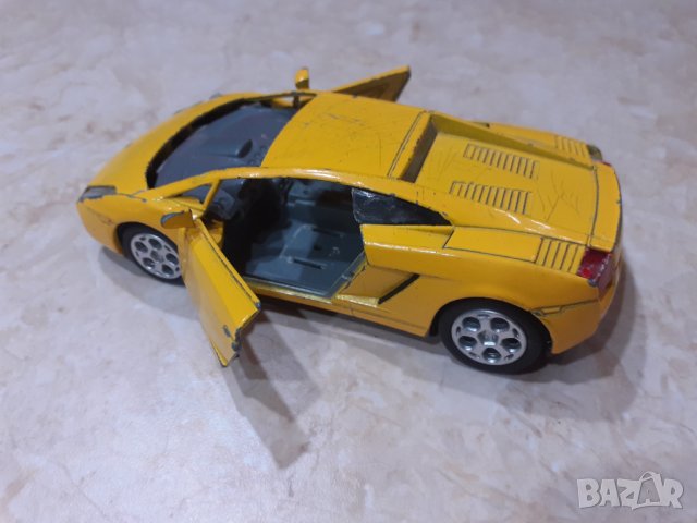 Желязна количка Lamborghini Gallardo - Kinsmart, снимка 9 - Колекции - 35438395