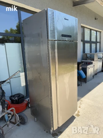 Професионален хладилник Gram 215 см , снимка 7 - Хладилници - 50780034