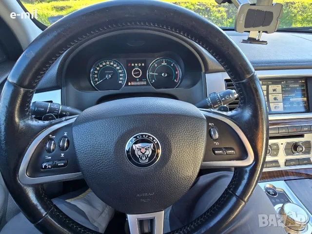 Jaguar XF 2.2D, 2014 г., снимка 15 - Автомобили и джипове - 56261883
