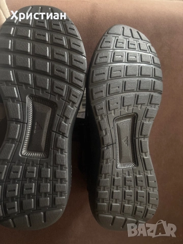 Продавам Мъжки маратонки Adidas Ultimashow 2.0, снимка 4 - Маратонки - 54011971