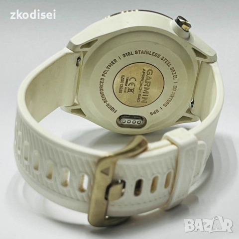 Smart watch GARMIN S40, снимка 3 - Смарт часовници - 51793266