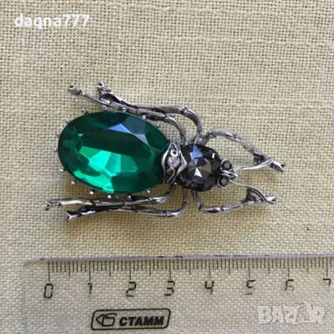 Нежна елегантна брошка, снимка 5 - Други - 49628234