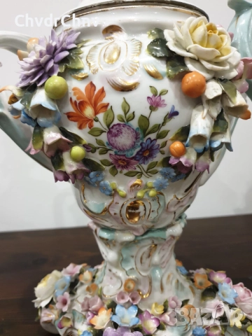Sitzendorf фигурална ваза с капак 40см/стара Зицендорф порцеланова урна с цветя и ангелче-херувим, снимка 5 - Антикварни и старинни предмети - 52725444