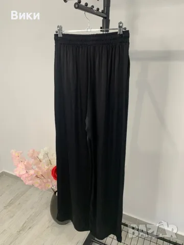 Черен сатенен панталон размер S, снимка 12 - Панталони - 49456502