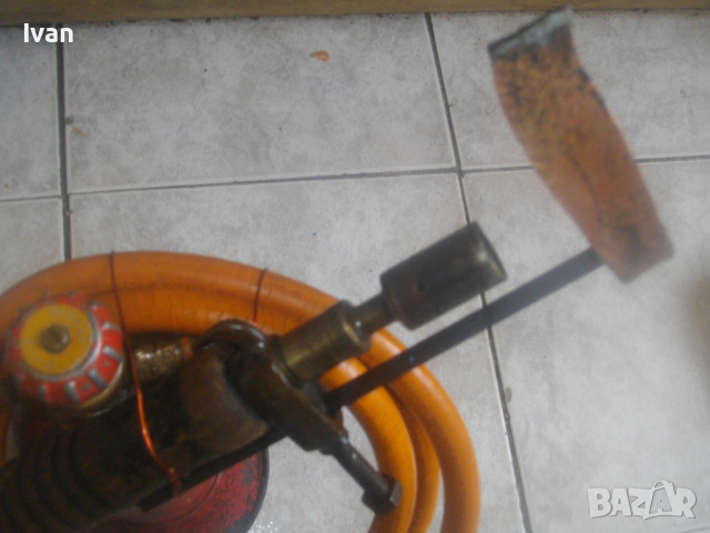 Газов Пропан-Бутан Поялник С Бутилка и Маркуч-Немско Старо Профи Качество-Отличен, снимка 7 - Поялници и запояване - 44921653