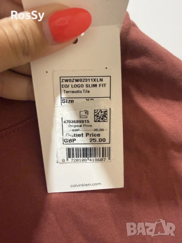 Дамска тениска Calvin Klein, снимка 3 - Тениски - 50962265