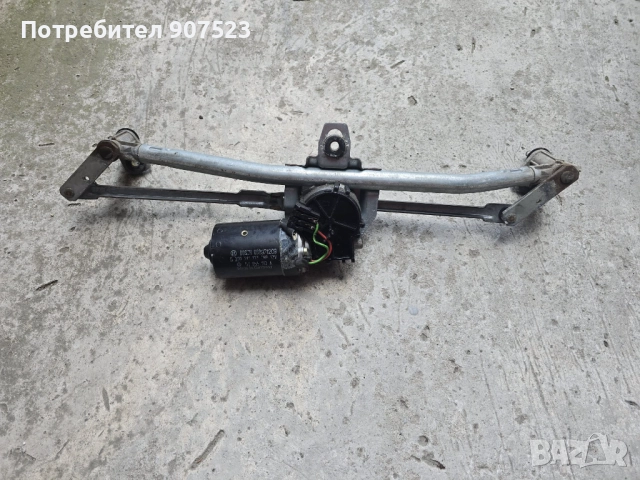 Механизъм с ел.моторче за чистачките за Фолксваген Голф 4 , снимка 2 - Части - 51869806