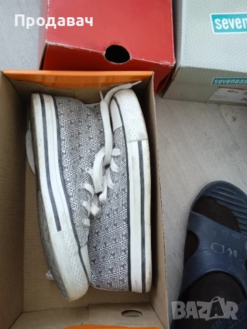 продавам чисто нови дамски маратонки обувки сандали гуменки кецове , снимка 13 - Маратонки - 50780595