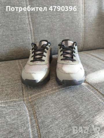 туристическа обувки , снимка 2 - Спортни обувки - 54137512
