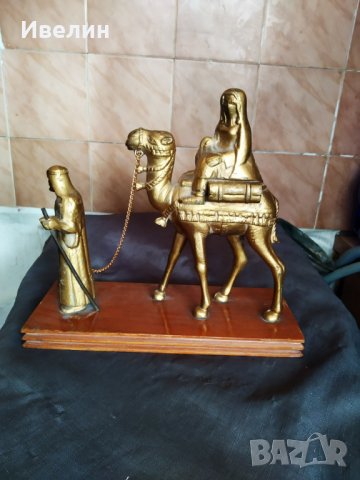 фигуративна композиция,статуетка