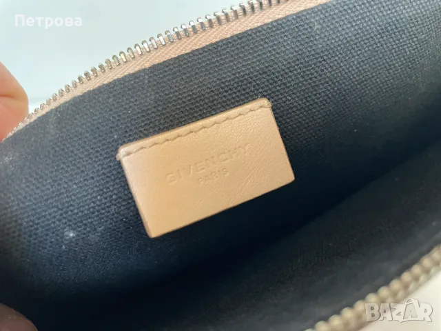 Кожен клъч Givenchy Оригинал, снимка 9 - Чанти - 56085618