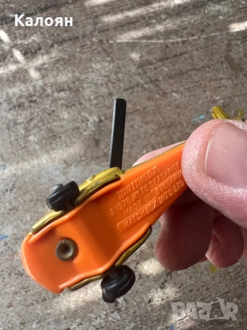 Рядък златен хеликоптер на Мачбокс НРБ от 1976 г., снимка 4 - Колекции - 51721494