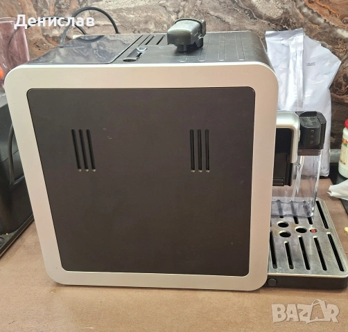 Кафеавтомат/Кафемашина Saeco Moltio, снимка 6 - Кафемашини - 53996289