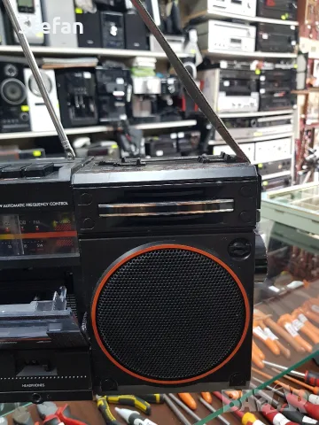 продава се касетофон Philips Тандем ретро, снимка 3 - Радиокасетофони, транзистори - 56481149