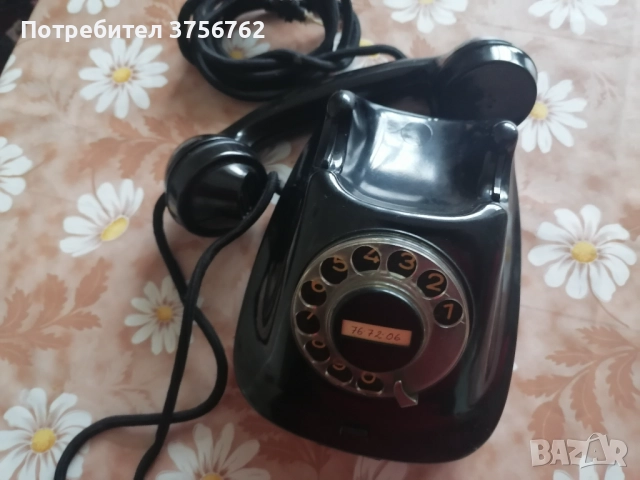Продавам бакелитов телефонен апарат в отлично състояние, снимка 2 - Други - 52213562