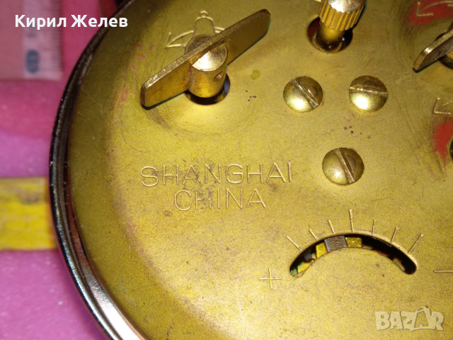 SHANGHAI CHINA Стар РЯДЪК КОЛЕКЦИОНЕРСКИ РЕТРО МЕХАНИЧЕН КИТАЙСКИ БУДИЛНИК ШАНХАЙ 30516, снимка 4 - Антикварни и старинни предмети - 44549024