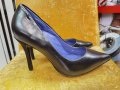 Дамски обувки Antonia saint 39 номер, снимка 1 - Дамски обувки на ток - 34967368