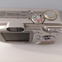 Цифров фотоапарат Samsung Digimax A5, снимка 4 - Фотоапарати - 44240363