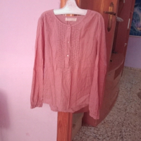 Блуза , снимка 1 - Блузи с дълъг ръкав и пуловери - 44807911