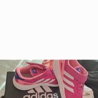 Нови маратонки Adidas номер 39 1/2, снимка 1 - Маратонки - 44192006