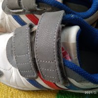 Маратонки Adidas 25 номер, снимка 5 - Детски маратонки - 32073611