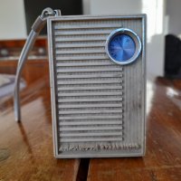 Старо радио,радиоприемник Simonetta, снимка 2 - Антикварни и старинни предмети - 35221222