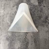 3D Пирамида силиконов молд форма калъп смола за сладкарство и бижута и декорация свещи глина оргонит, снимка 4 - Форми - 23078395