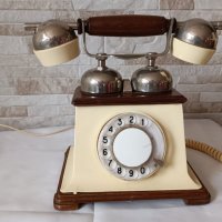 Стар руски телефон със слушалка - ТА-1173 - 1977 година, снимка 6 - Антикварни и старинни предмети - 37839904